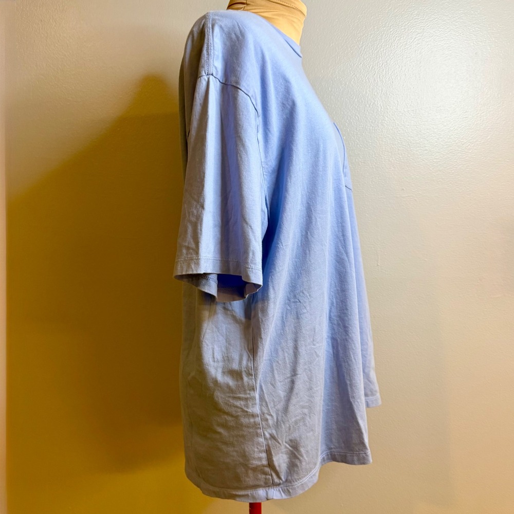 Vineyard Vines 100% Cotton T-Shirt Blue Whale Graphic Preppy Coastal Beach XL - Picture 5 of 6